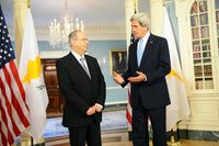 Ioannis Kasoulides (links) mit John Kerry