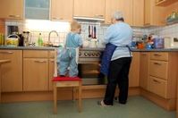 Küche: Kinder suchen Antworten auf Google . Bild: pixelio.de, R. Ortner