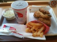 Fast-Food-Menü bei Kentucky Fried Chicken (KFC)