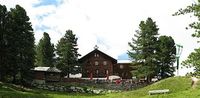 Beispielfoto einer Schutzhütte: Gepatschhaus, Tirol, älteste Alpenvereinshütte in Österreich (heute DAV Frankfurt/M.)
