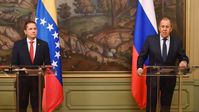 Auf dem Archivbild: Russlands Außenminister Sergei Lawrow und sein venezolanischer Amtskollege Carlos Faría geben am 7. April 2022 in Moskau eine gemeinsame Pressekonferenz.