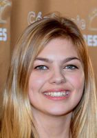 Louane, bürgerlich Anne Peichert (2015)