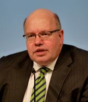 Peter Altmaier auf dem Energy Storage Summit in Düsseldorf 2013