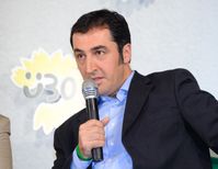 Cem Özdemir (2010)