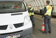 Die Rosenheimer Bundespolizei hat mehrere Personen wegen Beihilfe zum illegalen Einreiseversuch angezeigt. Bild: Polizei