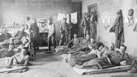Deutsche Verwundete in einem Lazarett an der Ostfront, 1915 Bild: www.globallookpress.com / Scherl