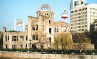 Atombombenkuppel (atomic bomb dome) in Hiroshima/Japan: Ruine der Industrie- und Handelskammer, Mahnmal und Weltkulturerbe der UNESCO. Bild: Marcus Tièschky / de.wikipedia.org