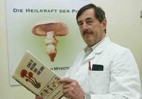 Pilzforscher Prof. Dr. Ian Lelley rät: "Wer Pilze isst, lebt länger." Bild: Pressebüro König