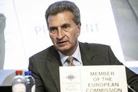 Günther Oettinger Bild: EPP Group in the CoR, on Flickr CC BY-SA 2.0
