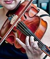 Geige: Virtuosität braucht lange Übungsstunden. Bild: Flickr Creative Commons/Bob Jagendorf