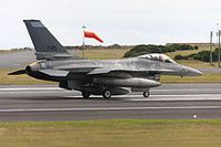 Eine General Dynamics F-16A der italieneischen Luftwaffe. Bild: Wo st 01/Wikipedia 