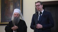 Der serbische Präsident Aleksandar Vučić und der serbische Patriarch Porfirije  (2022) Bild: Gettyimages.ru / Milos Miskov / Anadolu Agency