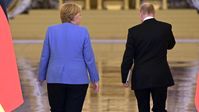 Archivbild: Wladimir Putin und Angela Merkel nach einer gemeinsamen Pressekonferenz während des Treffens in Moskau am 20. August 2021