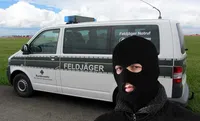 Bild: Balaclava/Feldjäger/ZoomViewer/wikimedia commons/CC BY-SA 3.0/Wochenblick Komposition / Eigenes Werk