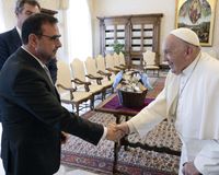 Klaus Holetschek und Ministerpräsident Dr. Markus Söder bei der Papst-Audienz im Mai 2024 in Rom Bild: CSU-Fraktion im Bayerischen Landtag Fotograf: CSU-Landtagsfraktion