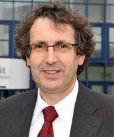 Prof. Dr. Stefan Zimmer
Quelle: UW/H (idw)