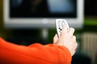 Mit dem Alter wächst die Liebe zum Fernsehen. Bild: pixelio.de/van Melis