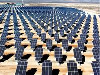 Solarpanele in der Wüste: Völlig "Klimaneutral"  Bild: UM / Eigenes Werk