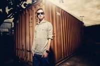 Robin Schulz übernimmt die Charts! Bild: "obs/Warner Music Group Germany/Geturshot.com"