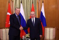 Der russische Präsident Wladimir Putin empfängt am 5. August 2022 in Sotschi seinen türkischen Amtskollegen Recep Tayyip Erdoğan. Bild: WJATSCHESLAW PROKOFJEW / Sputnik