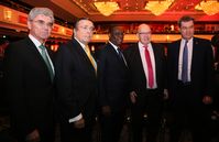 Jahresempfang 2020 des BVMW in Berlin: Joe Kaeser, Mario Ohoven, Macky Sall, Peter Altmaier, Dr. Markus Söder (v.li.)  Bild: "obs/BVMW/Bildschön/Tom Malesa"