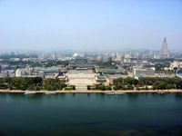 Panoramablick auf das hochentwickelte Pjöngjang in Nordkorea
