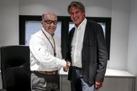 Carmelo Ezpeleta (links), CEO DORNA Sports und Hermann Tomczyk, ADAC Sportpräsident, 17.07.2016, Sachsenring, Hohenstein-Ernsthal, GoPro Motorrad Grand Prix Deutschland, MotoGP. Bild: "obs/ADAC"