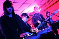 The xx  - Von links: Jamie Smith, Romy Madley Croft, Oliver Sim, Baria Qureshi