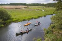 Canoeing. Bild: "obs/Airbnb Deutschland/Airbnb Germany GmbH"