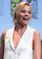 Margot Robbie (2015)