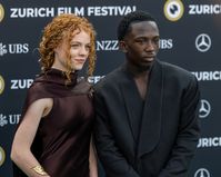 Alexa Goodall und Araloyin Oshunremi am Zurich Film Festival 2025