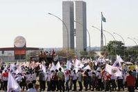 Indigene und Aktivisten protestieren gegen Belo Monte, Brasília, Brasilien. Bild: Valter Campanato/ ABr