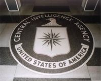 Im Boden eingearbeitetes CIA-Emblem in der Lobby des ursprünglichen Hauptquartiers