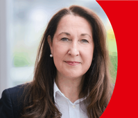 Iris Stalzer (2025) Bild: Screenshot Internetseite: "https://irisstalzer-herdecke.de/wp-content/uploads/2025/04/Bild4-1-scaled.png" / Eigenes Werk