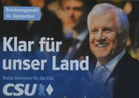 Wahlplakat ohne Aussage mit Horst Seehofer