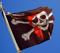 Piratenflagge: Filesharing-Tricks sollen helfen. Bild: Hofschlaeger/pixelio.de