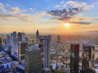 Blick vom Main Tower auf die Wolkenkratzer (Juli 2021)