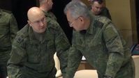 General Sergei Surowikin (links) und Verteidigungsminister Sergei Schoigu (2022) Bild: Sputnik / Verteidigungsministerium der Russischen Föderation