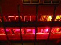 Typische Rotlicht-Beleuchtung eines Bordells