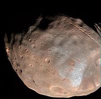 Farbbild von Phobos, Mars Reconnaissance Orbiter, 2008. Bild: NASA