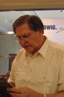 Wolfgang Bittner bei einer Lesung im Mai 2008