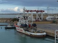 Open Arms im März 2018 beschlagnahmt durch die italienische Staatsanwaltschaft im Hafen von Pozzallo.