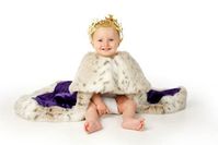 So königlich sieht tierfreundliche Prinzenbekleidung aus. Bild: © PETA UK
