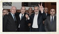 An der Zeremonie zur Unterzeichnung der "Erklärung von Algier" nehmen am 12. Oktober Vertreter von 14 Palästinensergruppen teil, darunter Vertreter der rivalisierenden Gruppen Fatah und Hamas.