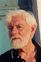 Uri Avnery (* 10. September 1923  in Beckum, Deutschland als Helmut Ostermann) ist ein israelischer  Journalist, Schriftsteller und Friedensaktivist. Er war in drei Legislaturperioden für insgesamt zehn Jahre Parlamentsabgeordneter in der Knesset (1965−1969, 1969−1973 und von 1977−1981). Bild: de.wikipedia.org