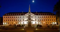 Hauptgebäude der Universität Greifswald am Rubenowplatz, Altstadt-Campus