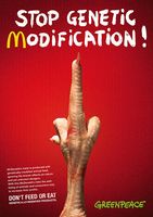 „Flip them the Bird!“ nennt er seinen Entwurf, der McDonald´s zum Verzicht auf Gentechnik bewegen soll. Bild: Greenpeace e.V.