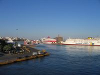 Hafen von Piräus: Blick auf das Passagierterminal