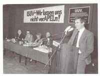 ISUV e.V. Archiv: Rainer Offergeld, Staatssekretär im Finanzministerium bei einer ISUV Veranstaltung Bild: Interessenverband Unterhalt und Familienrecht - ISUV e. V. Fotograf: ISUV Archiv