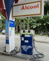 Ethanol-Tankstelle in Paraty, Brasilien